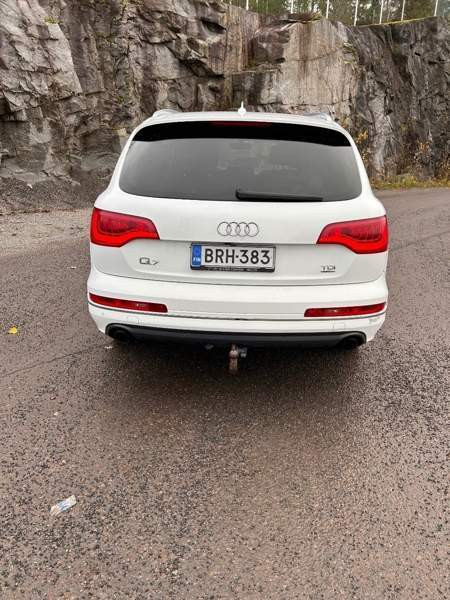 Audi Q7 Hollola - valokuva 5