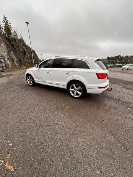 Audi Q7 Hollola - valokuva 1