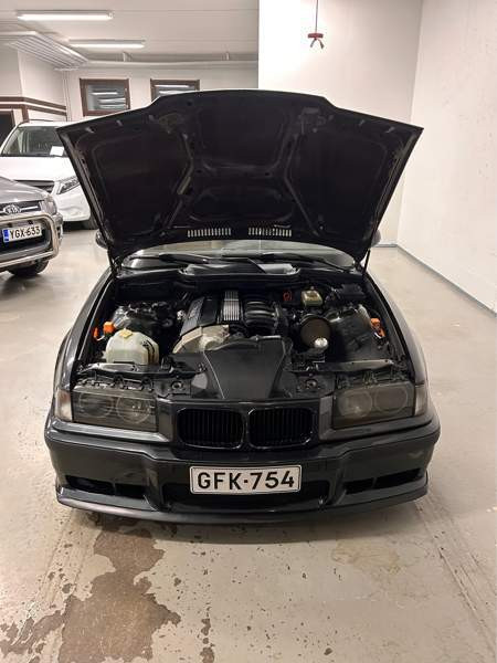 BMW 325 Haapajärvi - valokuva 8