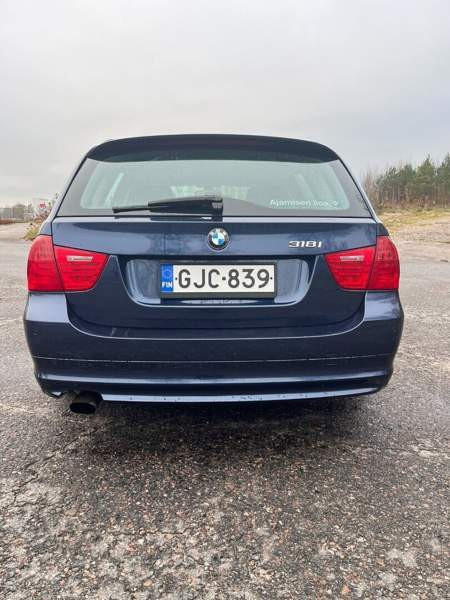 BMW 318 Espoo - valokuva 2