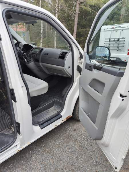 Volkswagen Transporter Oulu - valokuva 6