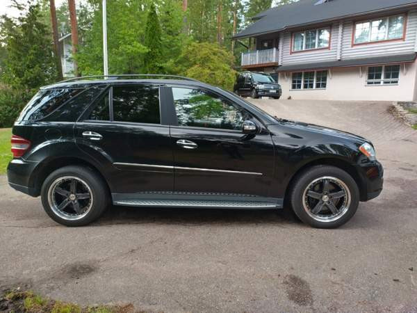 Mercedes-Benz ML Naantali - изображение 6