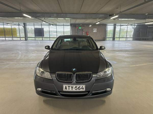 BMW 335 Turtkul - valokuva 4