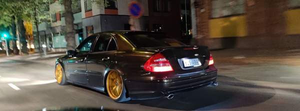 Mercedes-Benz E Glebychevo - valokuva 1