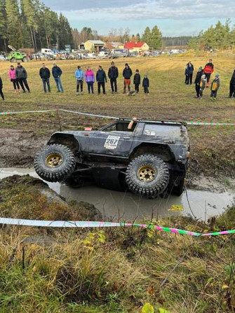 Toyota Land Cruiser Nivala - valokuva 1