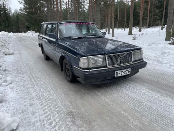 Volvo 240 Hämeenlinna - valokuva 3