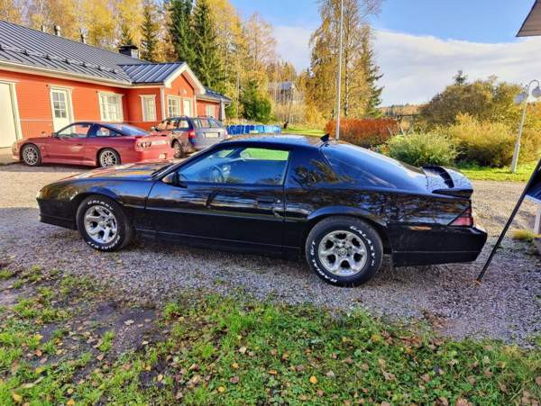 Chevrolet Camaro Pornainen - valokuva 1