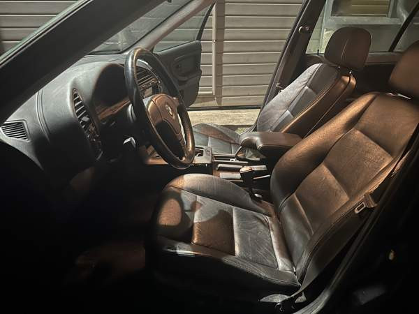 BMW 323 Nurmijärvi - valokuva 8