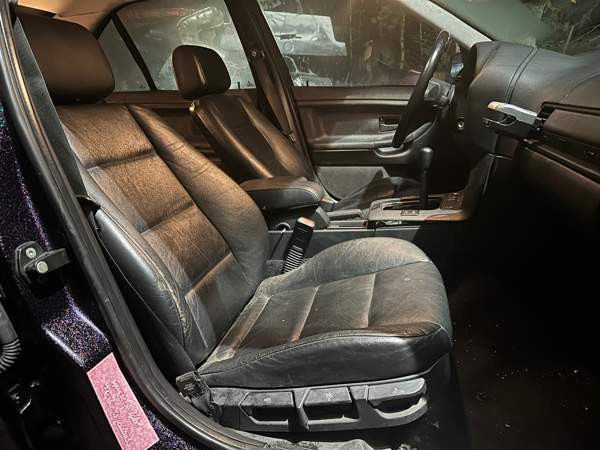 BMW 323 Nurmijärvi - valokuva 7