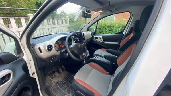 Peugeot Partner Тампере - изображение 7