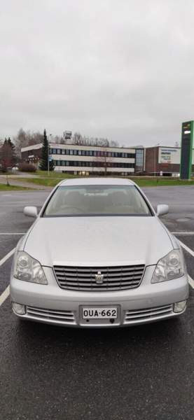 Toyota Crown Ювяскюля - изображение 2