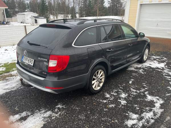 Skoda Superb Liminka - изображение 4