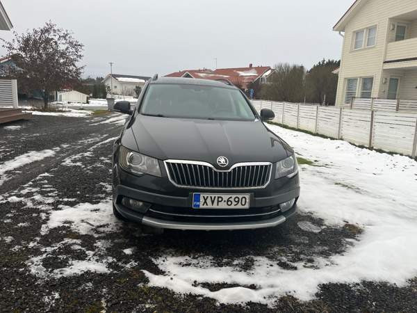 Skoda Superb Liminka - изображение 1