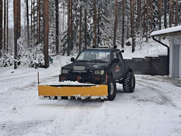 Toyota Hilux Taipalsaari - изображение 1