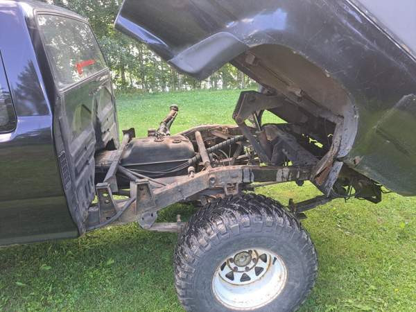 Toyota Hilux Taipalsaari - изображение 8