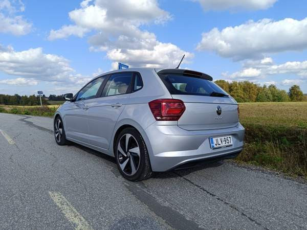 Volkswagen Polo Йямся - изображение 4