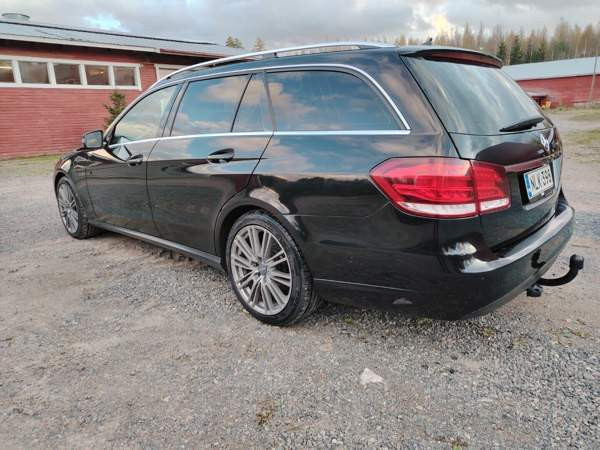 Mercedes-Benz E Вантаа - изображение 4