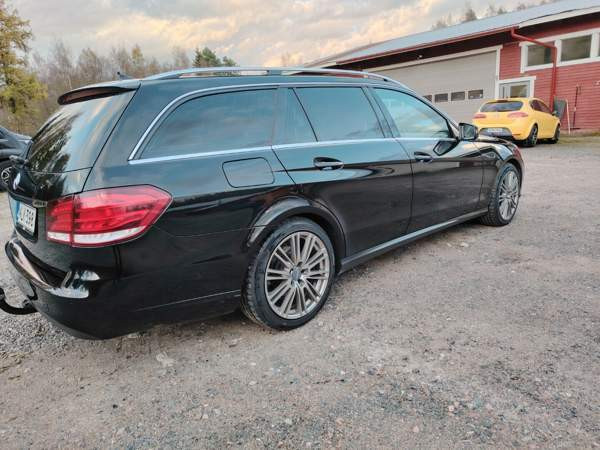 Mercedes-Benz E Вантаа - изображение 3
