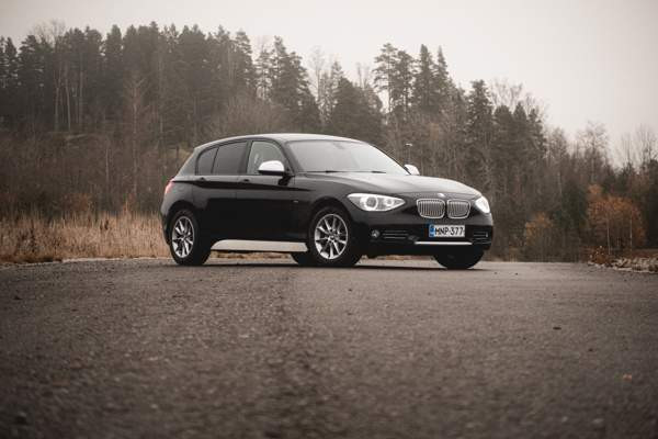 BMW 118 Siuntio - valokuva 1