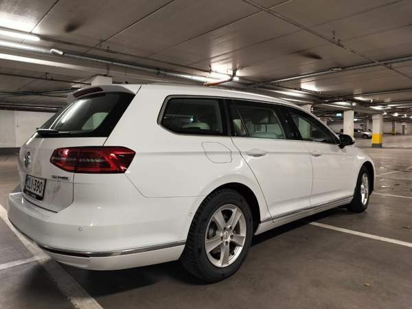 Volkswagen Passat Vantaa - valokuva 7