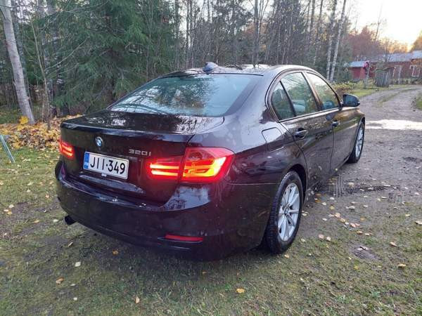 BMW 320 Luga - valokuva 3