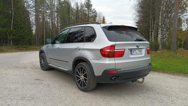 BMW X5 Kuusamo - valokuva 6