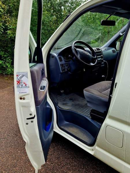Toyota Hiace Hamina - photo 3