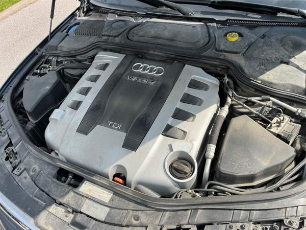 Audi A8 Espoo - photo 8