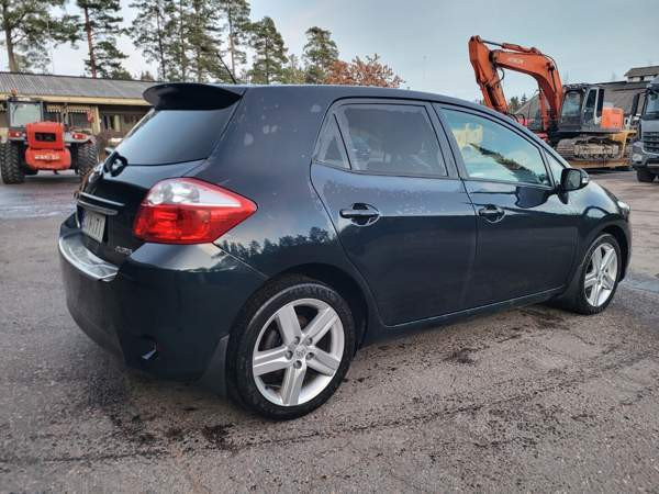 Toyota Auris Raasepori - photo 4