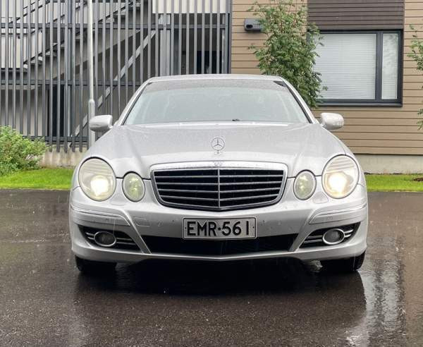 Mercedes-Benz E Tampere - valokuva 1