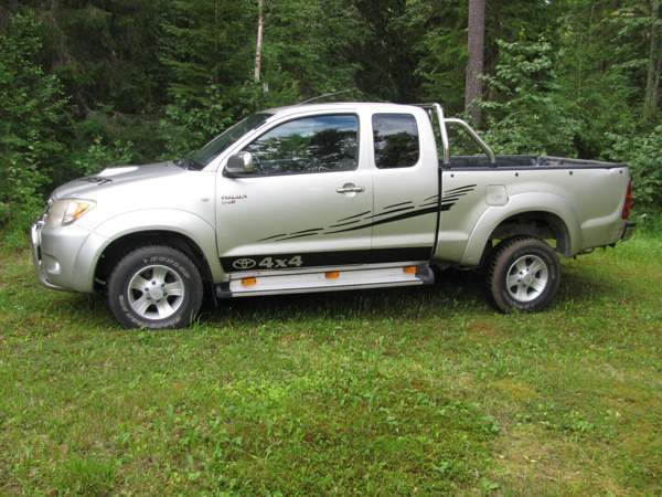 Toyota Hilux Äänekoski - изображение 1