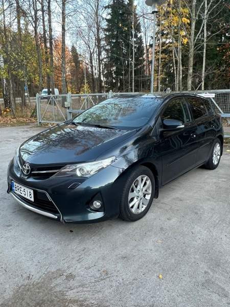 Toyota Auris Helsinki - photo 2