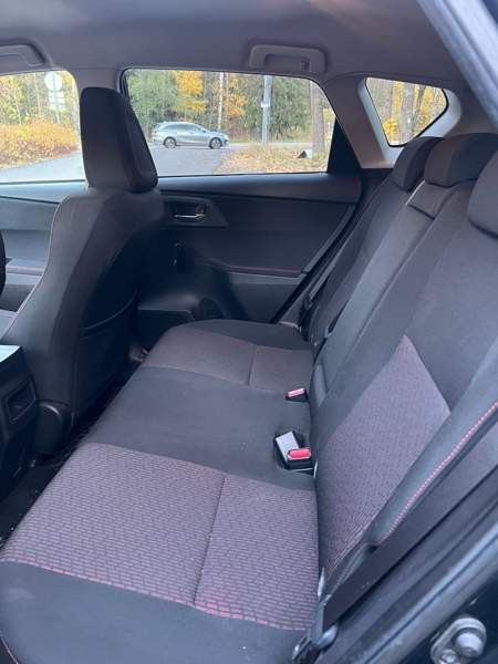 Toyota Auris Helsinki - photo 8