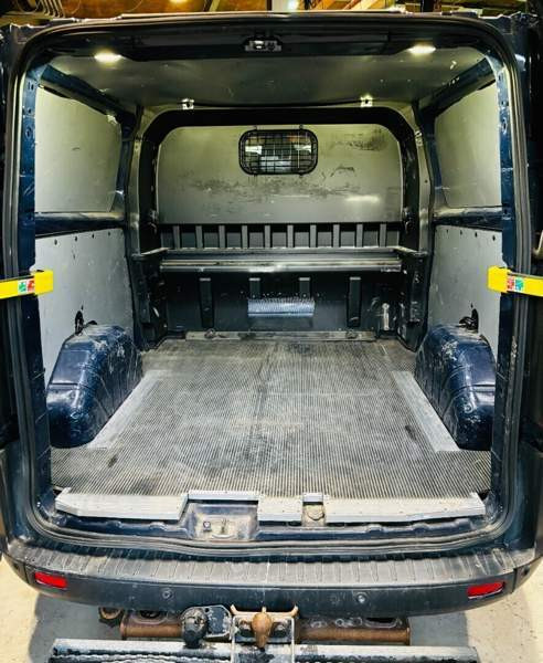 Ford Transit Custom Vantaa - valokuva 7