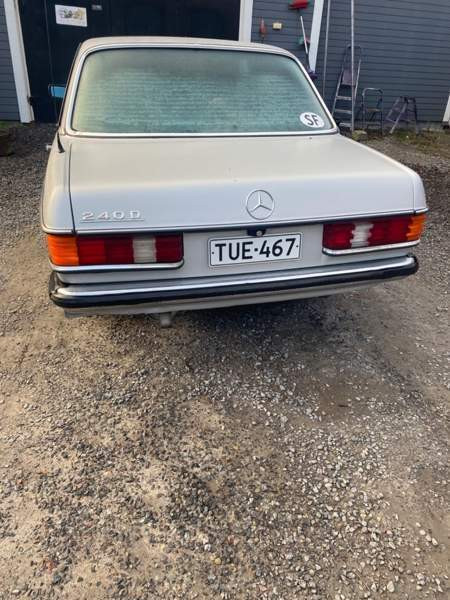 Mercedes-Benz 240 Кангасала - изображение 7