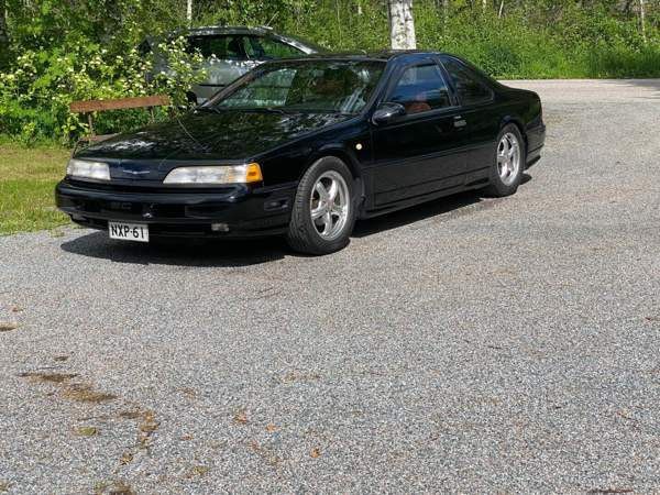 Ford Thunderbird Ylöjärvi - valokuva 1