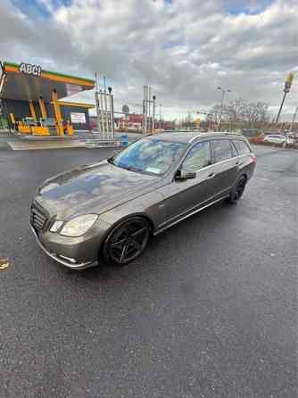 Mercedes-Benz E Rauma