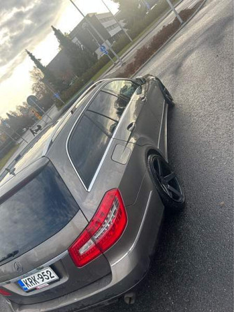 Mercedes-Benz E Rauma - valokuva 3