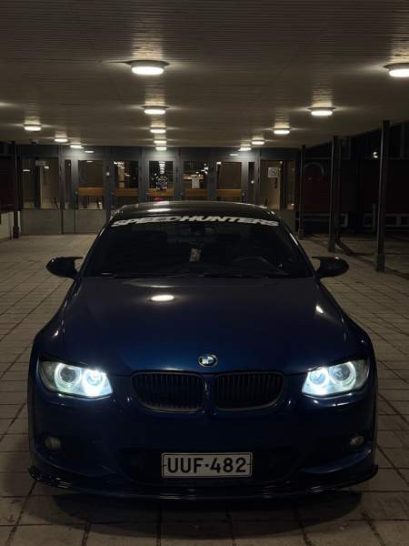 BMW 320 Espoo - valokuva 1