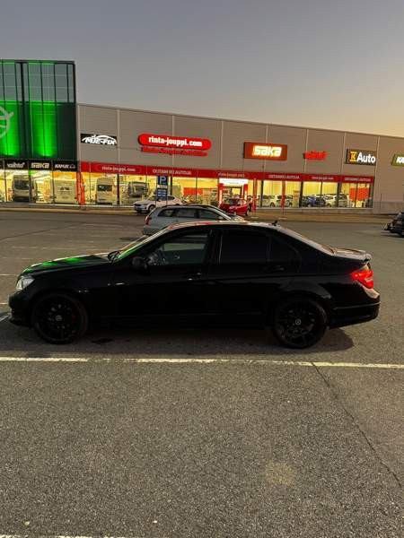 Mercedes-Benz C Lempäälä - valokuva 7