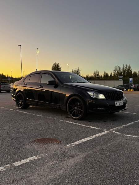 Mercedes-Benz C Lempäälä - valokuva 3