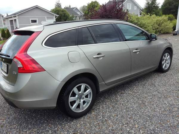 Volvo V60 Janakkala - valokuva 2
