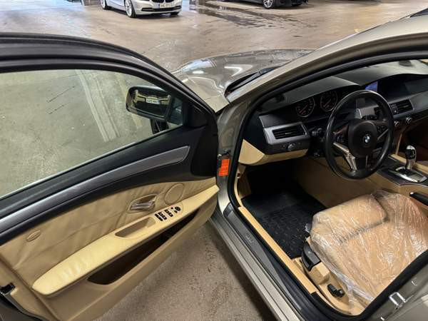 BMW 523 Espoo - valokuva 7