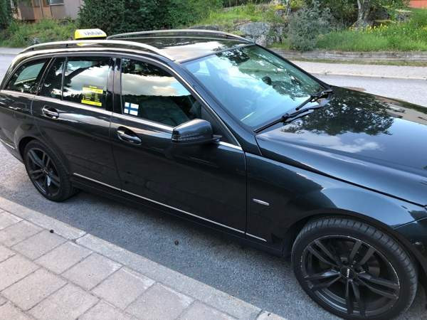 Mercedes-Benz C Turtkul - valokuva 2