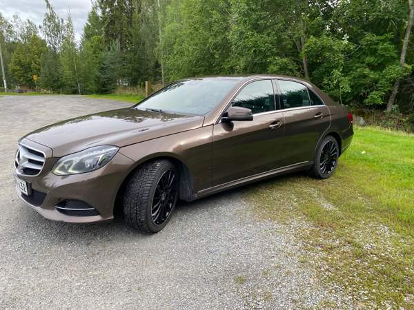 Mercedes-Benz E Lempäälä - valokuva 6
