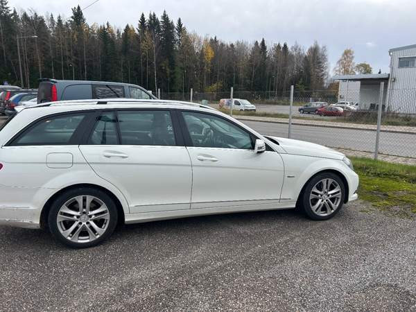 Mercedes-Benz C Турткуль - изображение 3