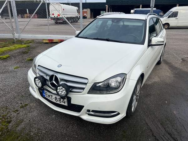 Mercedes-Benz C Турткуль - изображение 7