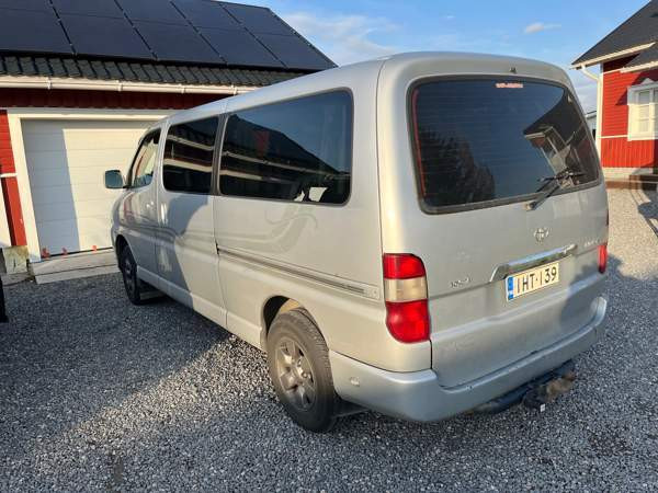 Toyota Hiace Сейняйоки - изображение 4