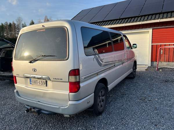 Toyota Hiace Сейняйоки - изображение 3