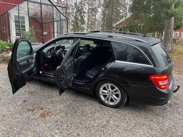 Mercedes-Benz C Laensi-Turunmaa - valokuva 3